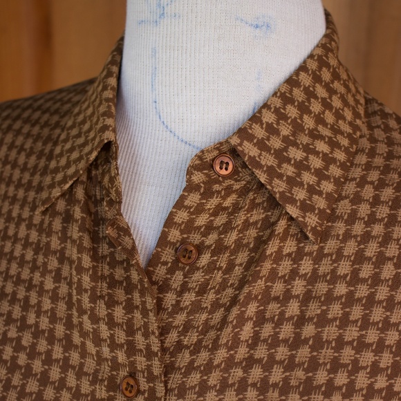 Vintage Jones New York 100% Silk Abstract Print Brown Button Down Blouse - Picture 3 of 14